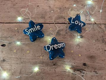 Set 3 stelline Love, Smile, Dream in pannolenci