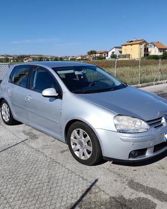 Volkswagen Golf V, 1.6 GPL