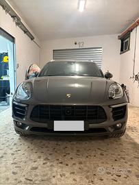 Porsche macan s