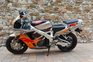 Honda CBR 900 RR Fireblade SC28 Targa Argento FMI