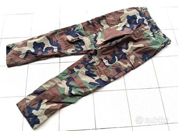 Pantaloni U.S. Army woodland tg. X-Small mai usati