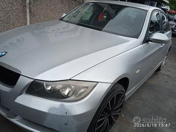BMW SERIE 3 2.0 TD 2006 204D4  PER RICAMBI