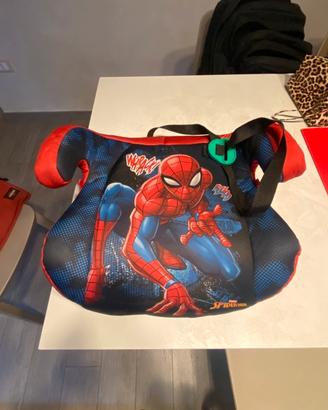 Rialzo auto bambino con attacchi Isofix