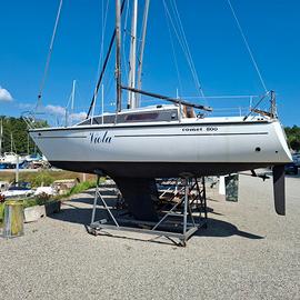 Barca a vela COMET 800 lago Maggiore