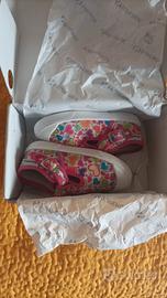 Scarpe bimba Superga cuori N. 25