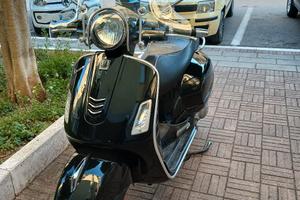 vespa gts 300 