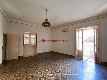 Casa, Termini Imerese.