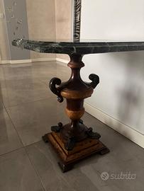 Tavolino con base in marmo delle Alpi