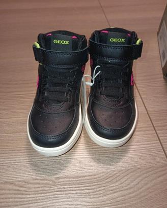 Sneakers alte bambina n. 26