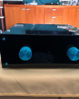 Amplificatore per cuffie