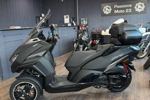 Peugeot Metropolis SW 400