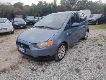 Mitsubishi Colt 1.1 12V 5p. Invite
