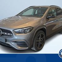 Mercedes-Benz GLA 250 E PLUG-IN HYBRID AUTOMA...