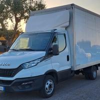 Iveco Daily 35C14 Box 2020 Passo 3750