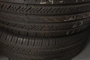 Gomme 245 70 16 estive N 2