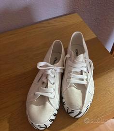 Scarpe superga zebrate