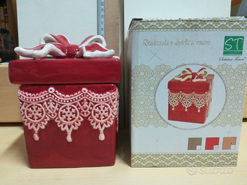 Scatola decorativa in ceramica