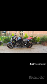 Yamaha fz1 super accessoriata