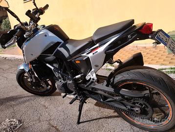 Ktm 690 Duke 2017 akrapovic