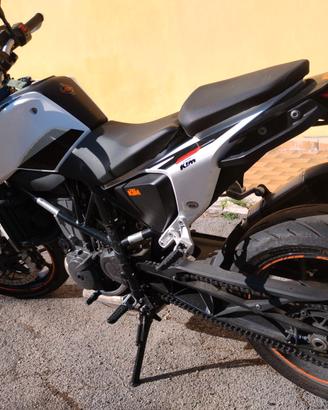 Ktm 690 Duke 2017 akrapovic
