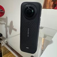 Insta 360 X4