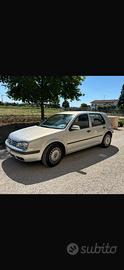 Golf 4