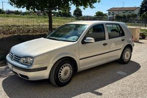 Golf 4