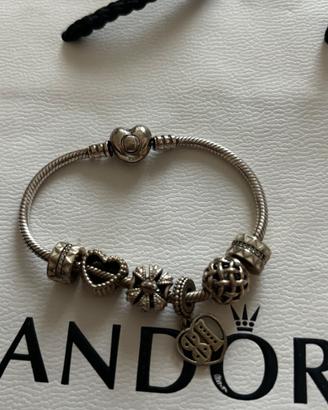 Bracciale Pandora moments in argento 925