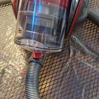 aspirapolvere dyson MAI USATA identica al nuovo 