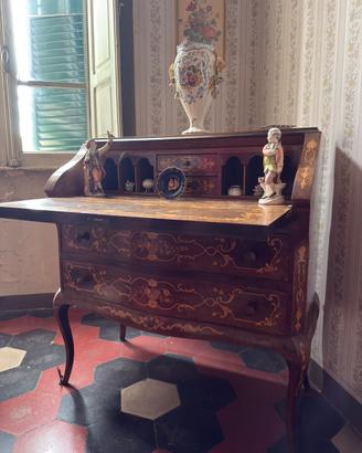 Comò stile maggiolino