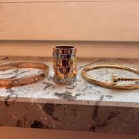 Bracciale e anelli