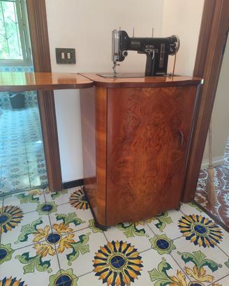 macchina cucire Necchi