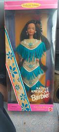 barbie nativa americana,e  statua della libertà 