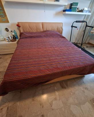 Letto matrimoniale Flou tessuto + materasso