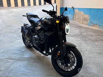 Cb1000r black edition