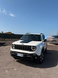 Jeep Renegade 4x4 TrailHawk 2.0 Diesel 170 cv