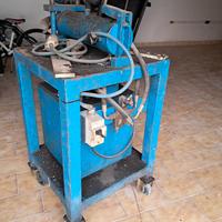 curvatubi idraulico 380 Volt.