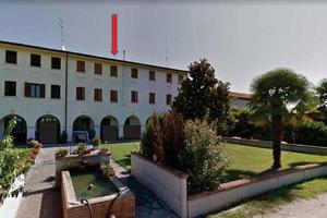 Immobile in asta di 857 m² con più di 5 locali a O