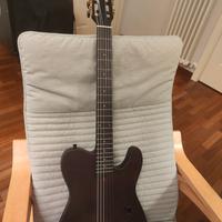 Chitarra Classica Amplificata