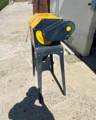 Spiumatrice per uccelli