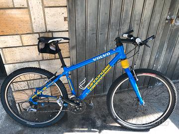 Cannondale F700