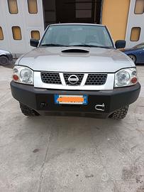 Nissan King Cab 4x4 2.5di