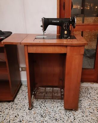 macchina da cicire con mobiletto