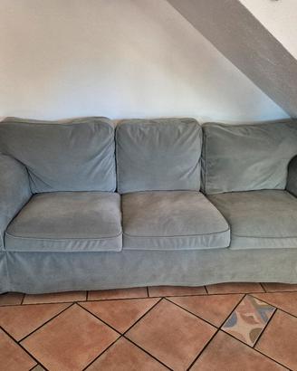 Due divani 3 posti Ikea Ektorp