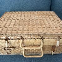 Set pic nic vimini e plastica lavabile. Nuovo