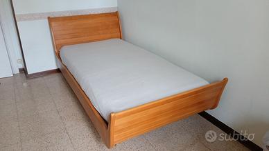 Letto in 1 piazza king size + materasso in lattice