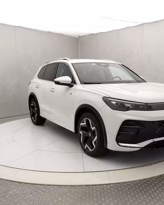 Volkswagen Tiguan 1.5 etsi R-Line 150cv dsg