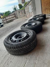 Ruote con gomme invernali