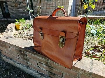 Borsa 24 ore vintage