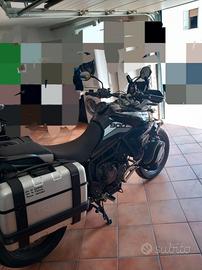 TRIUMPH 900 GT PRO 2020